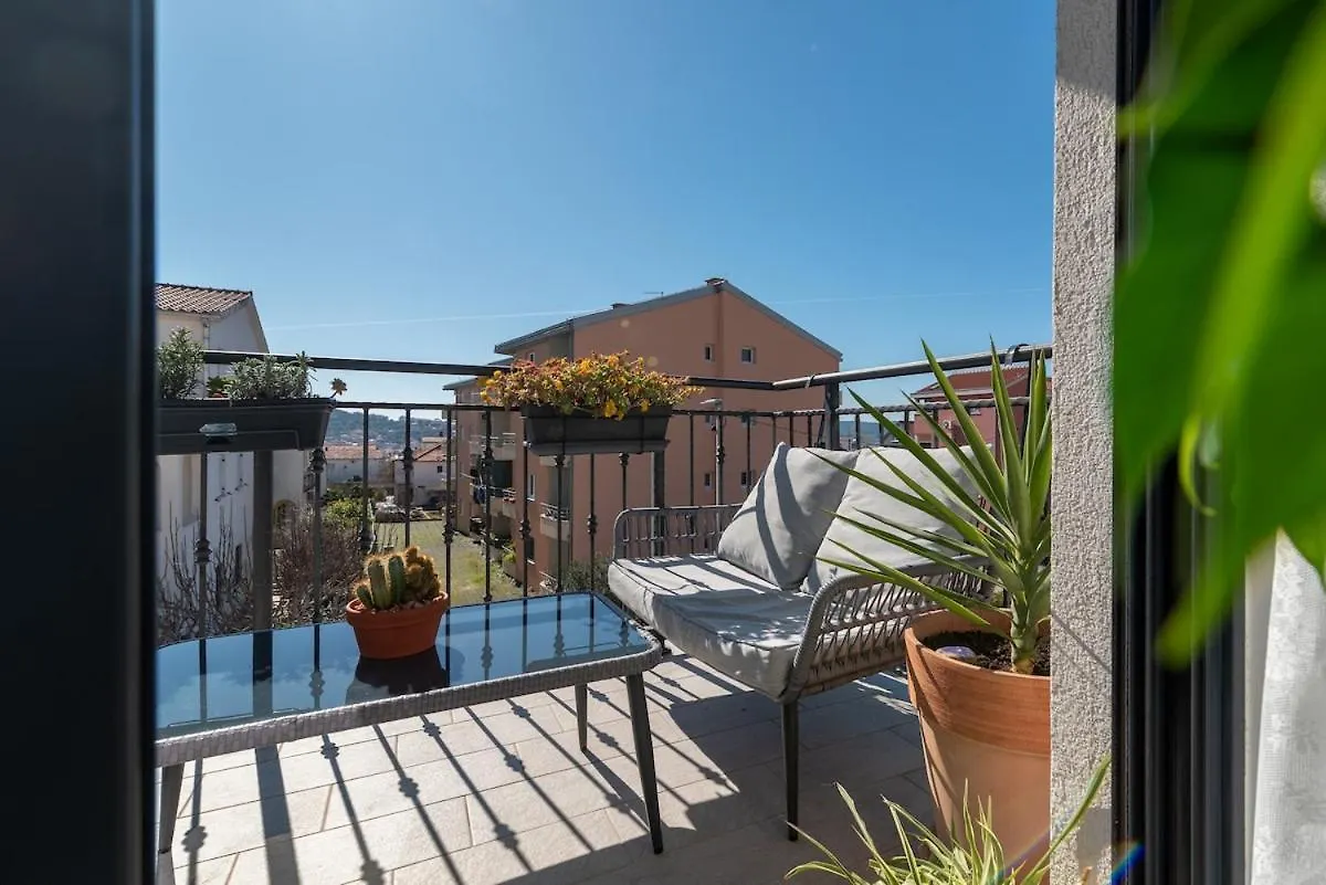 Apartman Spiro Trogir 0*,